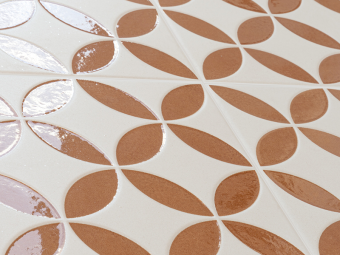 Гранит керамический 37797 MAYARI CLAY PETALS LT 22,3х22,3 см