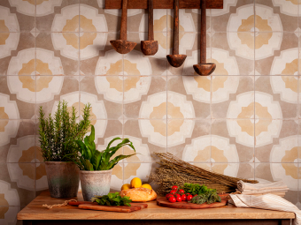 Плитка керамическая напольная 42696 FS FARFALLA MUSTARD 45х45x0,95 см